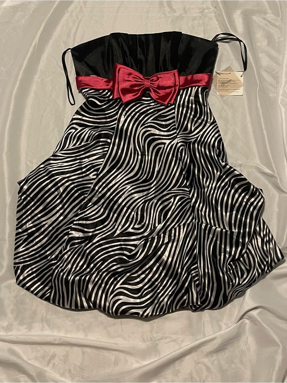 Y2K Strapless Black & White Zebra Prom Dress with Pink Bow NWT